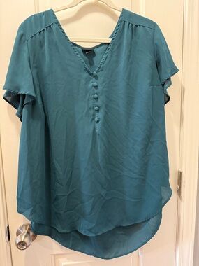 torrid Teal Short-Sleeve V-Neck Button-Front Blouse
